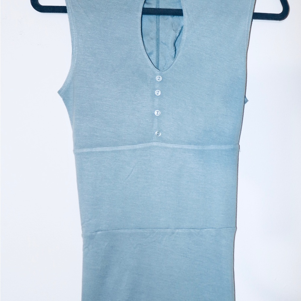 Bodycon Dress w/. Button Up Back
